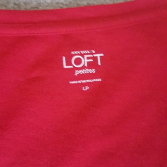 LOFT Petite LS t-shirt - Picture 2 of 3
